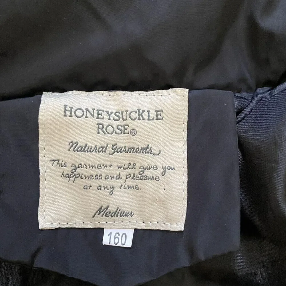 Honeysuckle Rose Puffer Jacket Size M –‎ 160